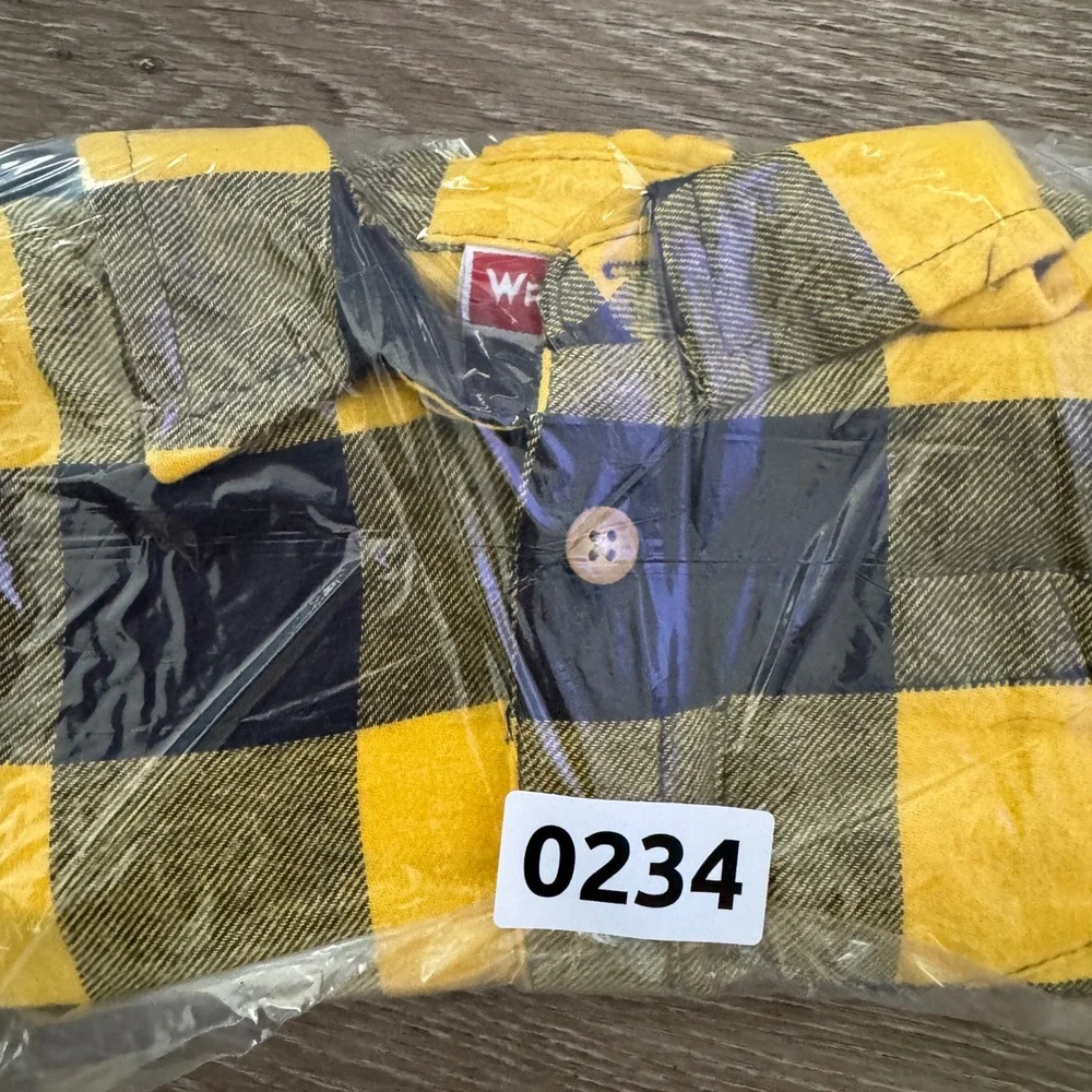 Wrangler Flannel Bodysuit and Jogger Set Boys 12M Yellow Black Buffalo Plaid